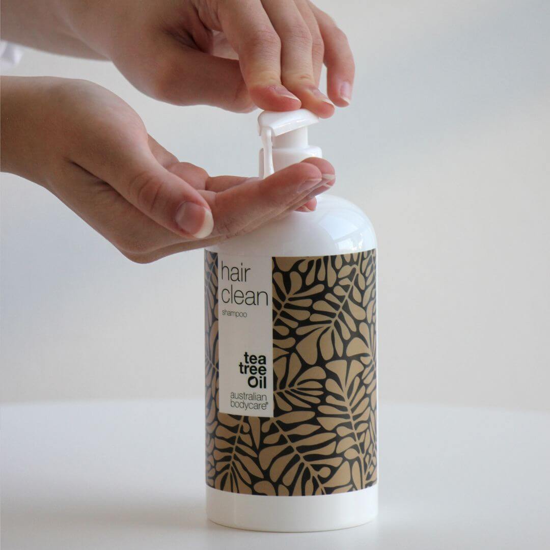 3 Hair Clean anti–roos shampoo's — pakketaanbieding - Pakketaanbieding met 3 shampoo's (500 ml): Tea Tree Olie, Lemon Myrtle & Mint