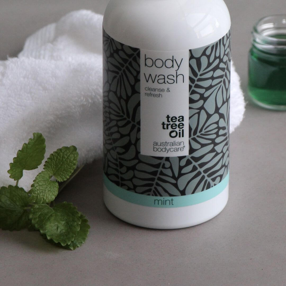 4 Tea Tree Body Wash Mint 500 ml voor de prijs van 3 — pakketaanbieding - Pakketaanbieding met 4 Body Wash (500 ml): Tea Tree Olie Mint