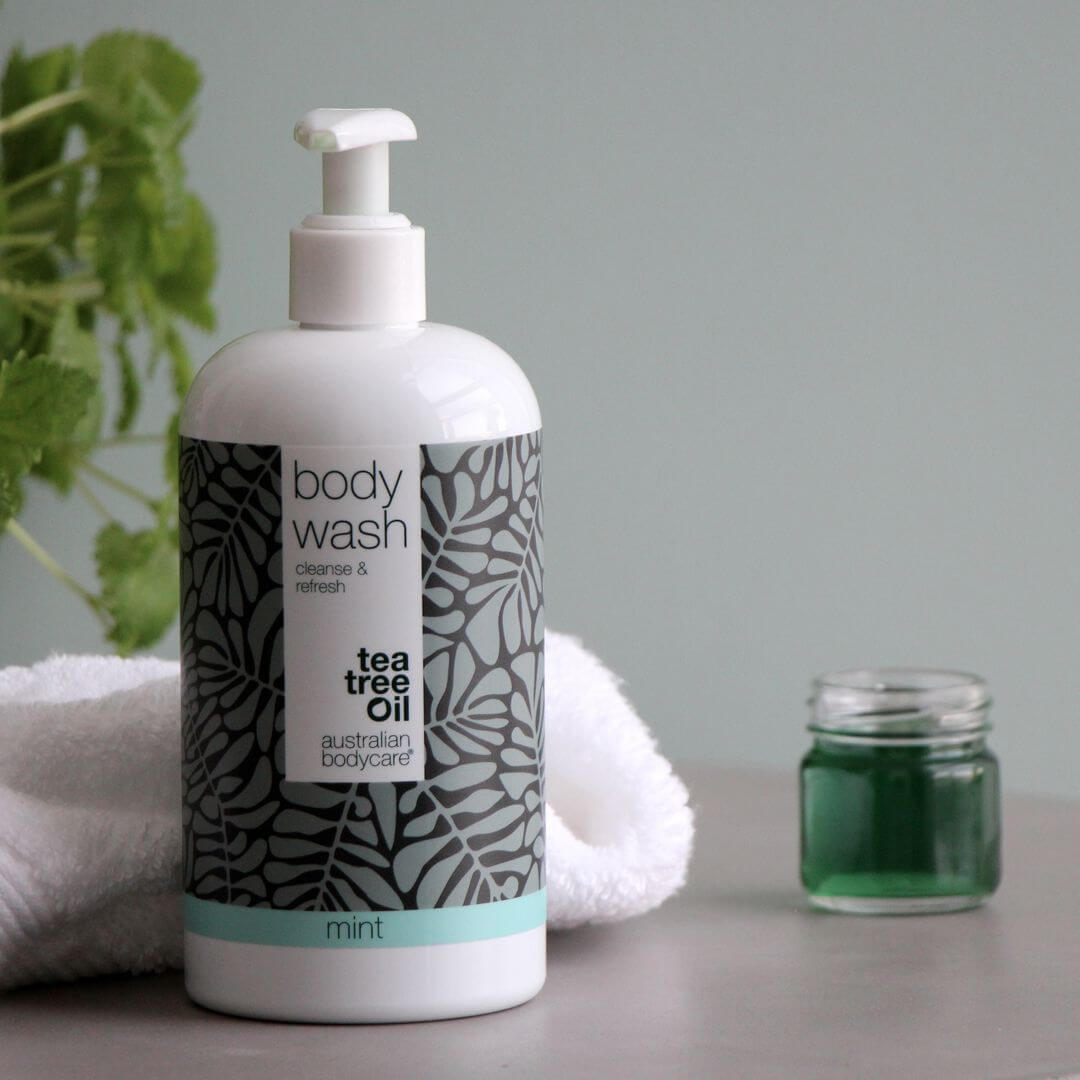 4 Tea Tree Body Wash Mint 500 ml voor de prijs van 3 — pakketaanbieding - Pakketaanbieding met 4 Body Wash (500 ml): Tea Tree Olie Mint