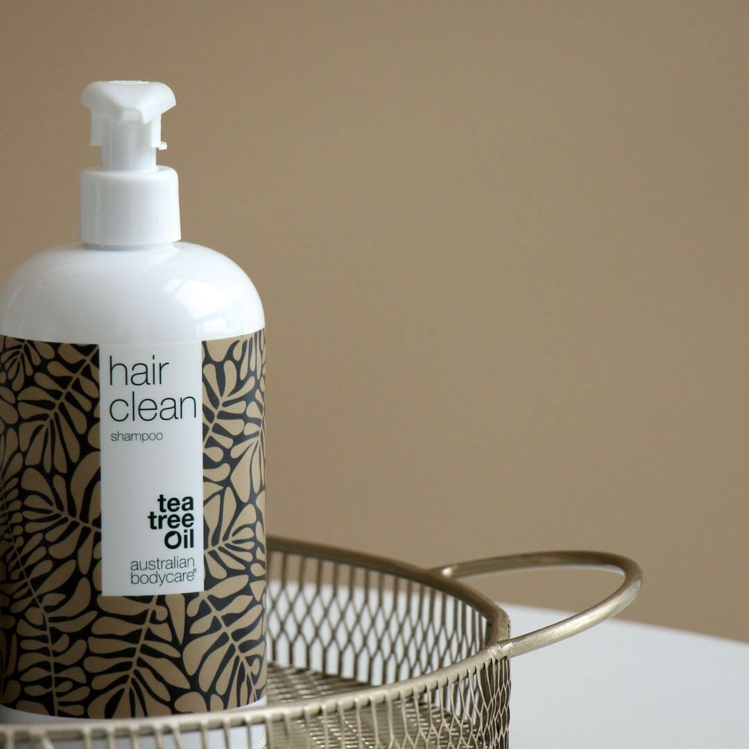 2 producten voor puistjes op hoofdhuid  - Hoofhuidscrub en Tea Tree Shampoo voor een onzuivere hoofdhuid