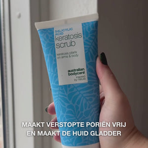 Keratosis Pilaris Body Scrub verwijdert dode huidcellen en vermindert bultjes. Maakt de huid glad met salicylzuur, glycolzuur en allantoïne.