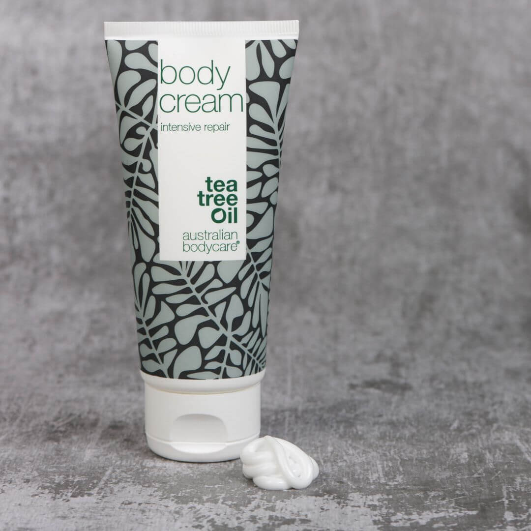 Intensieve vochtinbrengende crème met Tea Tree Olie — Body Cream voor de zeer droge en beschadigde huid